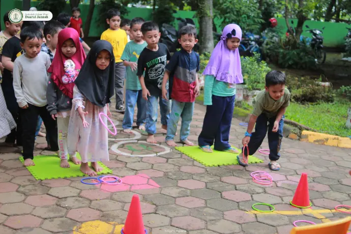 bermain games bersama teman teman